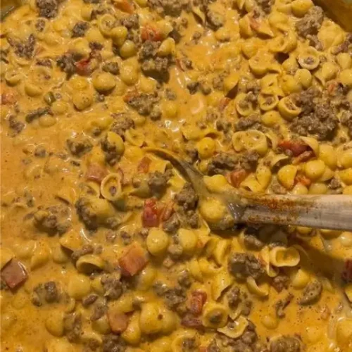 Cheesy Beef Taco Pasta: A Delicious Fusion of Tacos and Pasta