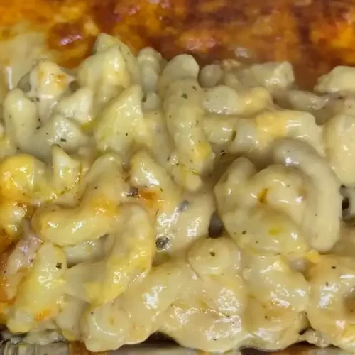 Easy Macaroni and Cheese Recipe - Quick and Delicious